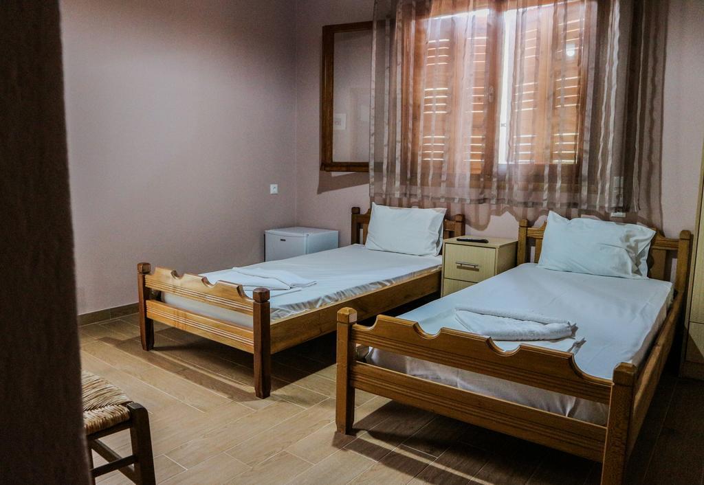 Hotel Elatofilito Athamanio Extérieur photo