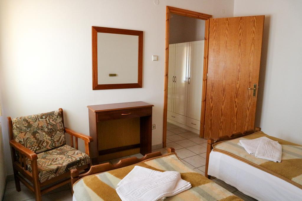 Hotel Elatofilito Athamanio Extérieur photo