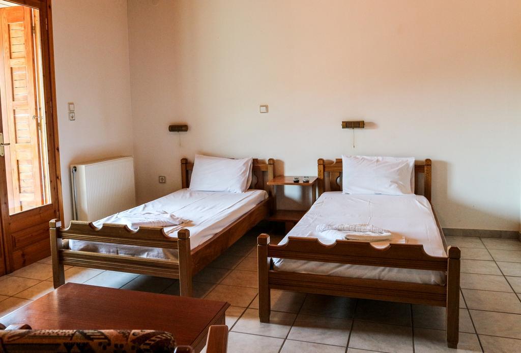 Hotel Elatofilito Athamanio Extérieur photo